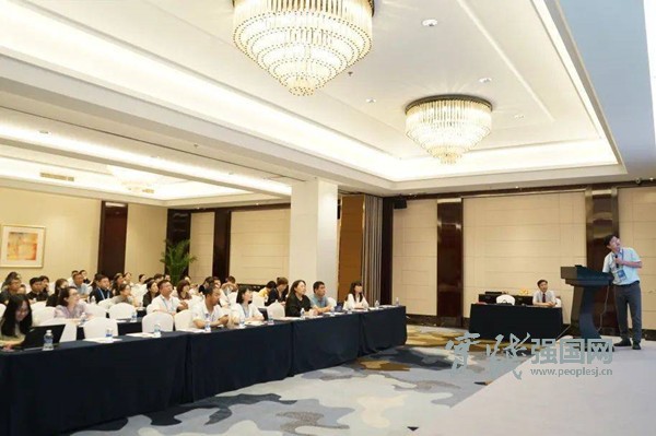 数智重塑教育未来！2025新教育实验研讨会在萧山召开