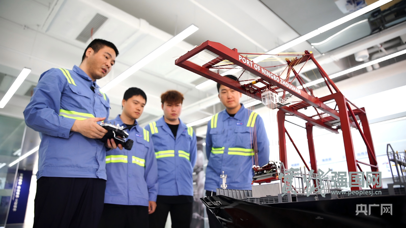 “硬核力量”锻造世界一流强港