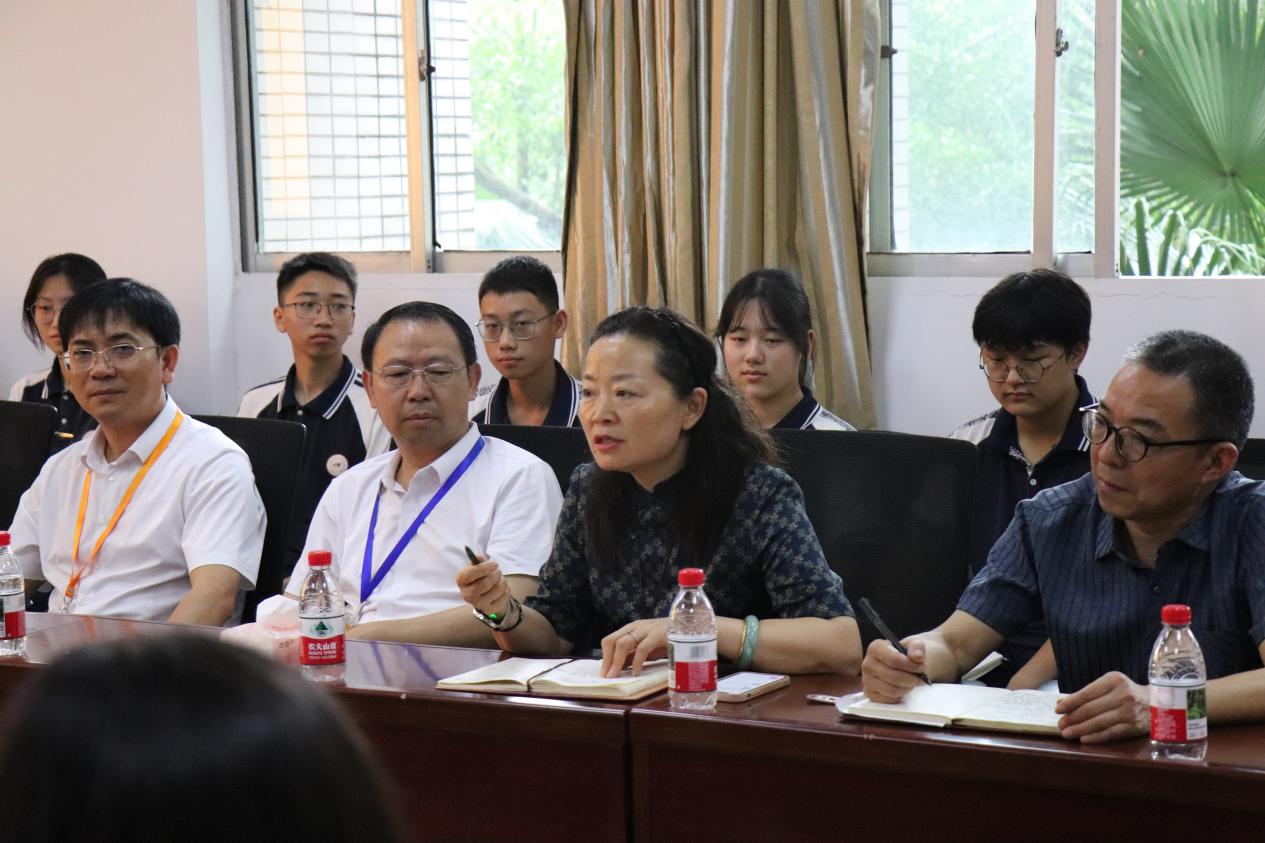 “知行未来”重庆第四十八中学校2025年暑期训练营圆满落幕