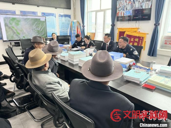 青海45个县级综治中心开门接待民众