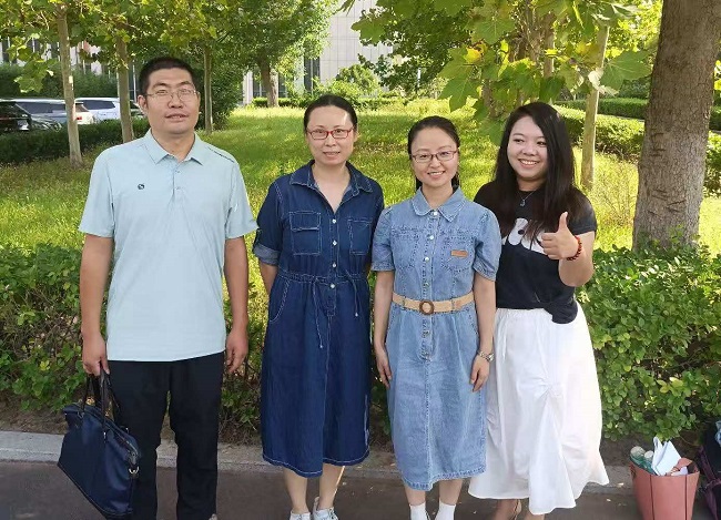 弘扬正能量 让爱传更远——正能量公益天津河东联络站负责人贾焕美做客天津广播电台 微信图片_20250923163743.jpg