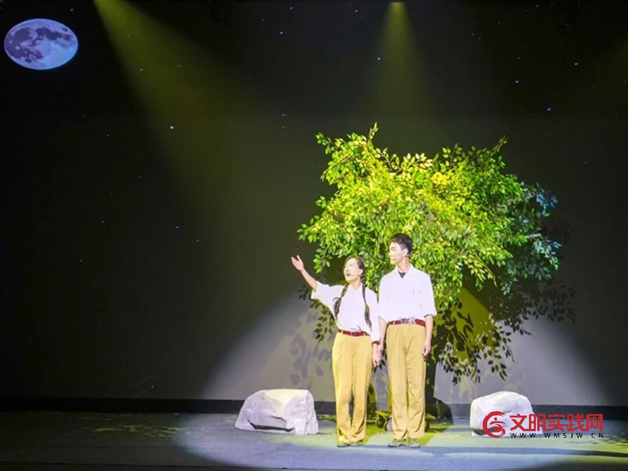 燃情马兰!自治区10月份“精品党课一月一讲”活动在新疆马兰干部教育培训基地圆满举办 55.jpg