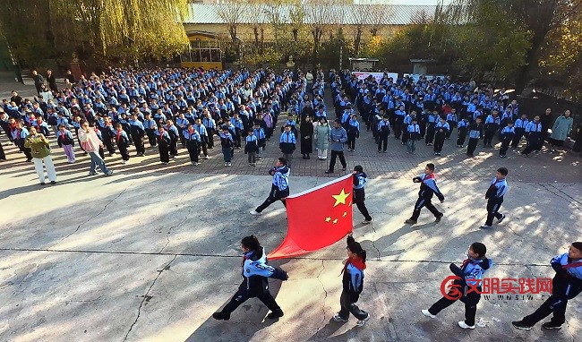 灵丘县北洋小学举行孔子学堂挂牌开班仪式 灵丘县北洋小学举行孔子学堂挂牌开班仪式