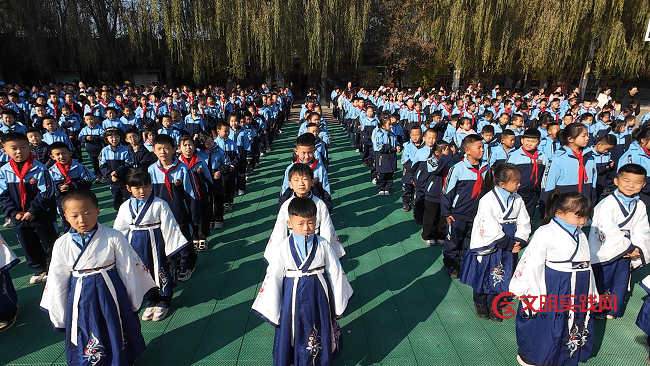 灵丘县北洋小学举行孔子学堂挂牌开班仪式 微信图片_20251104210306_82_680.png