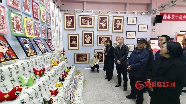 山西绛县举办第十届中小学书法美术作品展 山西绛县举办第十届中小学书法美术作品展