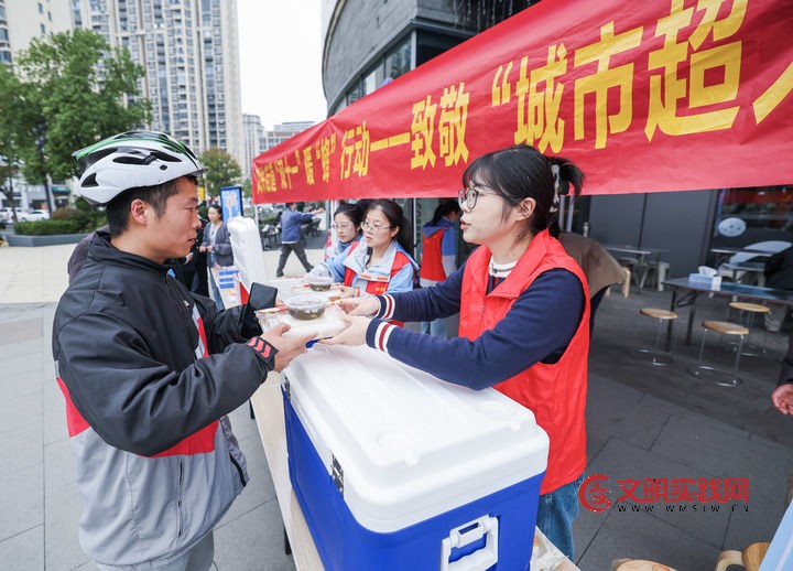 推进社会治理现代化走深走实——各地学习贯彻党的二十届四中全会精神见闻 推进社会治理现代化走深走实——各地学习贯彻党的二十届四中全会精神见闻