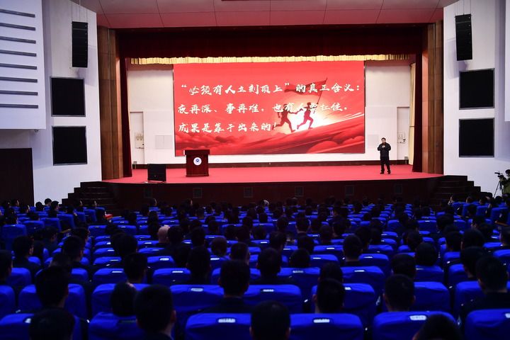 突破“卡脖子”技术的底气从何处来——首都产业一线科技人才走进高校见闻 突破“卡脖子”技术的底气从何处来——首都产业一线科技人才走进高校见闻