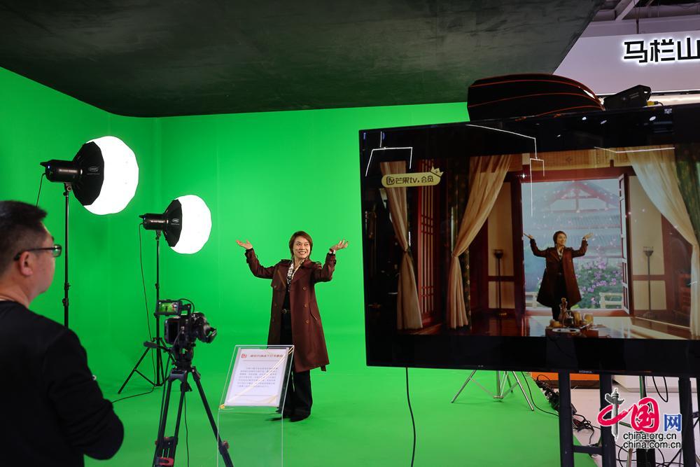 共话智媒变革 2025中国新媒体大会在湖南长沙开幕 共话智媒变革 2025中国新媒体大会在湖南长沙开幕