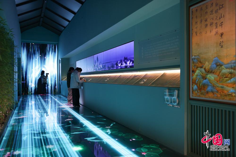 共话智媒变革 2025中国新媒体大会在湖南长沙开幕 共话智媒变革 2025中国新媒体大会在湖南长沙开幕