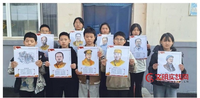 绛县在南樊镇初中举办“全体师生参与布展、别开生面学英雄”画展 微信图片_20251114144030_192_15.jpg