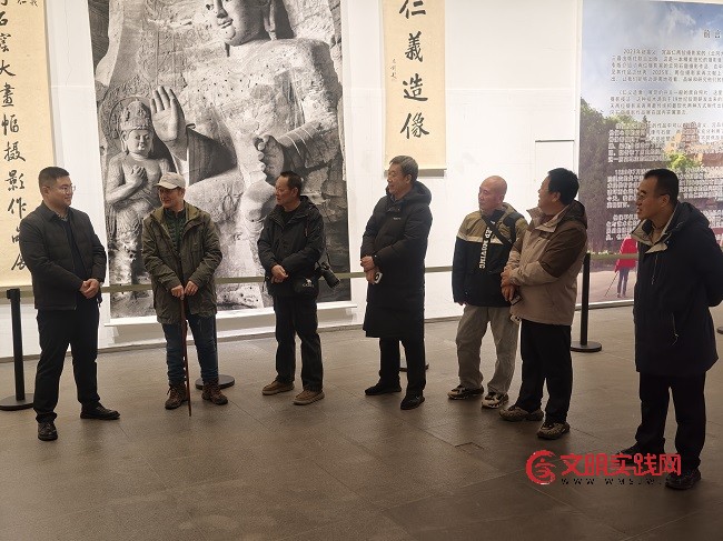 山西灵丘县摄影家协会赴大同观展暨举行2025年度总结会议 微信图片_20251117223618_124_680.jpg