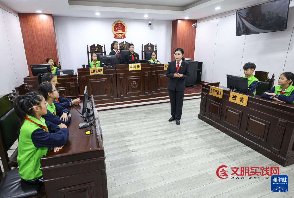 各地开展普法宣传 迎接国家宪法日 各地开展普法宣传 迎接国家宪法日