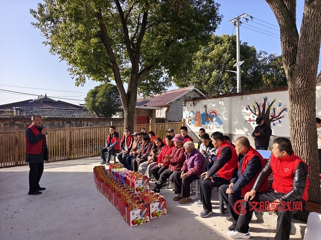 点亮星光 成长相伴 点亮星光 成长相伴