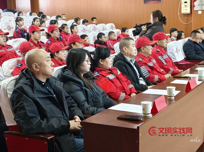 山西大同壹基金温暖包发放圆满收官 暖流涌进210位困境儿童心田 微信图片_20251211170555_417_669.jpg