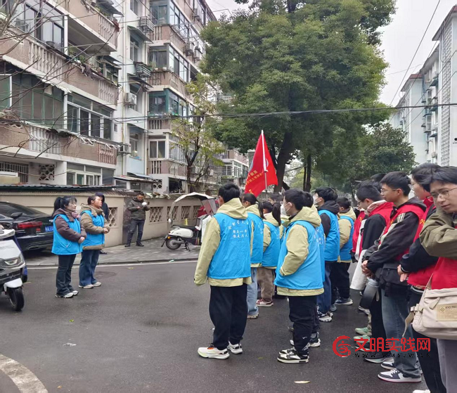 安徽:铭记国殇 星火传承 合肥学子在“两弹一星”精神纪念馆合肥馆的精神洗礼 图片3.png