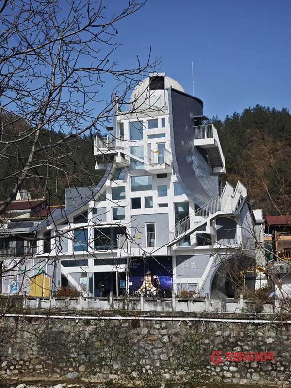 从腊味飘香到星空璀璨:陕西四地用“土特色”点亮乡村振兴路 从腊味飘香到星空璀璨:陕西四地用“土特色”点亮乡村振兴路