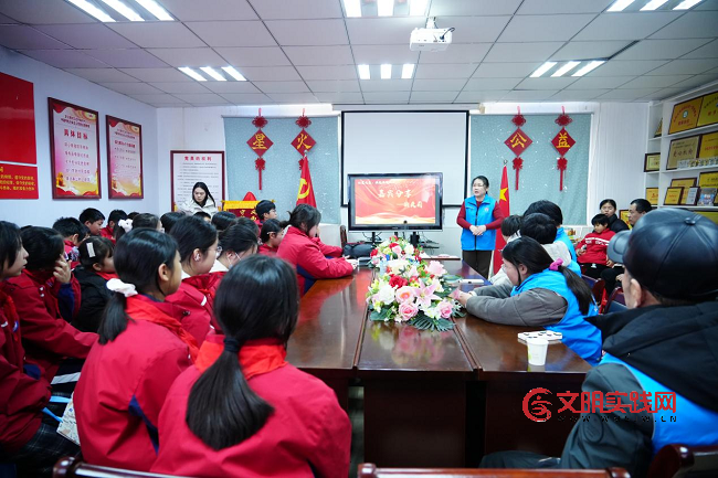 翰墨传情暖新春 少年公益践初心