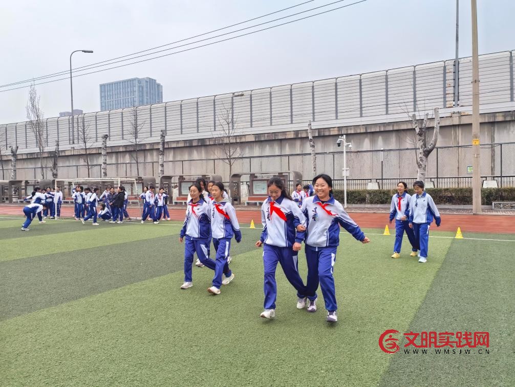 新学期，健康站在“C位”