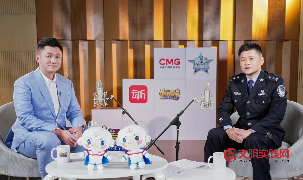 基层警事：铁血刑警的温情转身