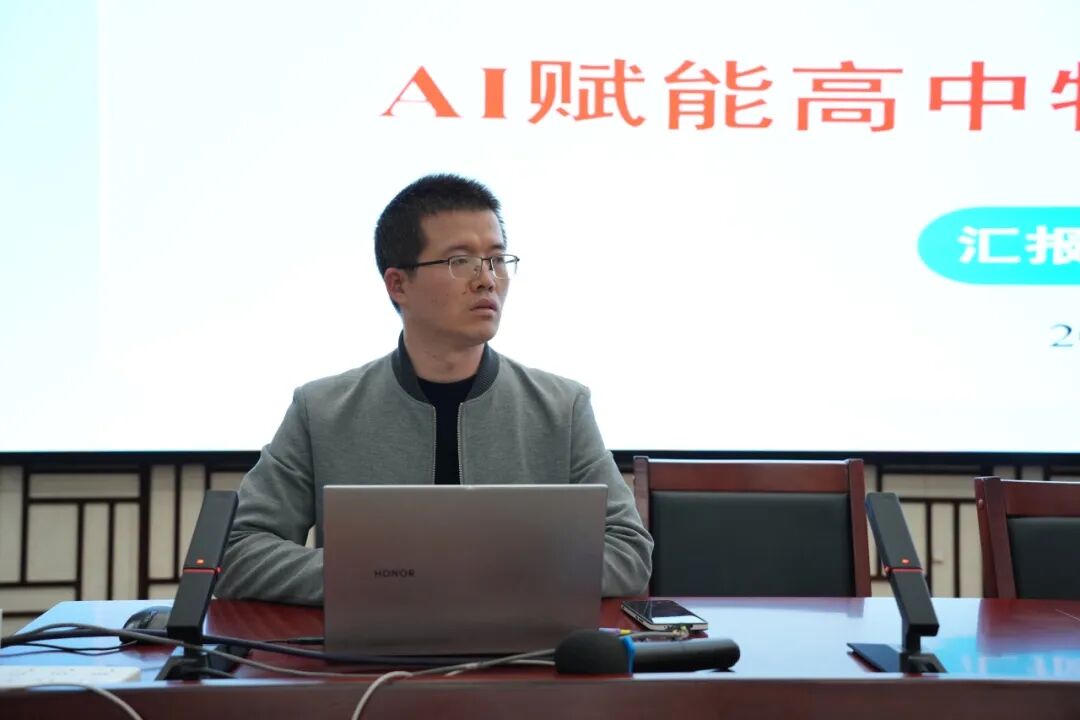 重庆市兼善中学兼善论坛精彩开讲 重庆市兼善中学兼善论坛精彩开讲