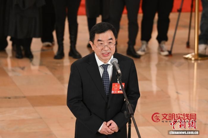 (全国两会)连玉明:“源”起三江源 建言生态保护与文明探源 (全国两会)连玉明:“源”起三江源 建言生态保护与文明探源