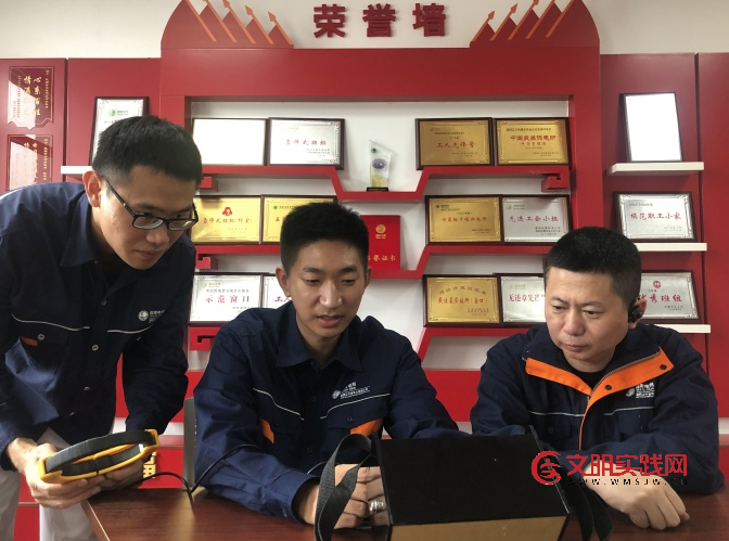 雷锋的模样，在烟火人间