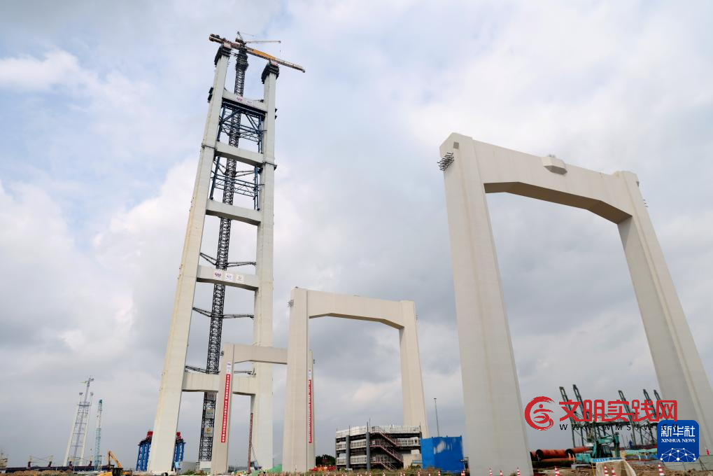 342米高!粤港澳大湾区超级工程狮子洋大桥主塔封顶 342米高!粤港澳大湾区超级工程狮子洋大桥主塔封顶