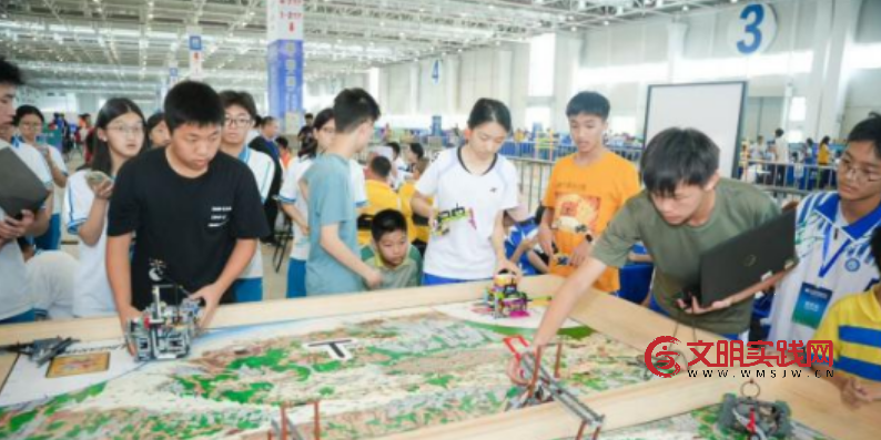 广源学子勇夺2026年粤港澳学生信息科技创新大赛一等奖 image.png