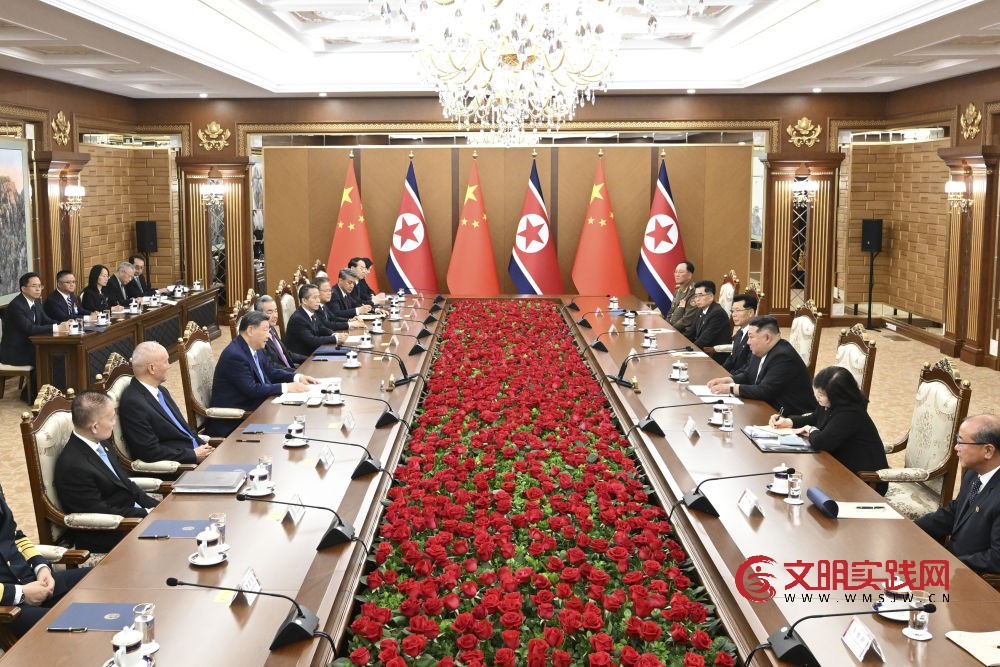 习近平同金正恩举行会谈 习近平同金正恩举行会谈
