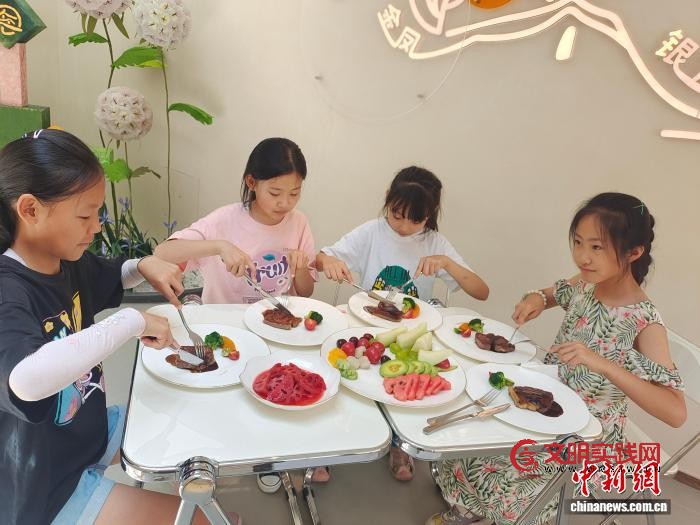会“十八般武艺”懂“情绪价值” “深度游”催热民宿管家新赛道