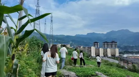 武汉学院风禾青律志愿服务队赴巴东实践:以法律赋能乡土孩童,青春护航乡村教育 image.png